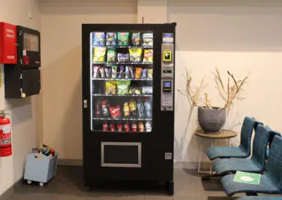 Animal Emergency Service Carrara vending machine in waiting area