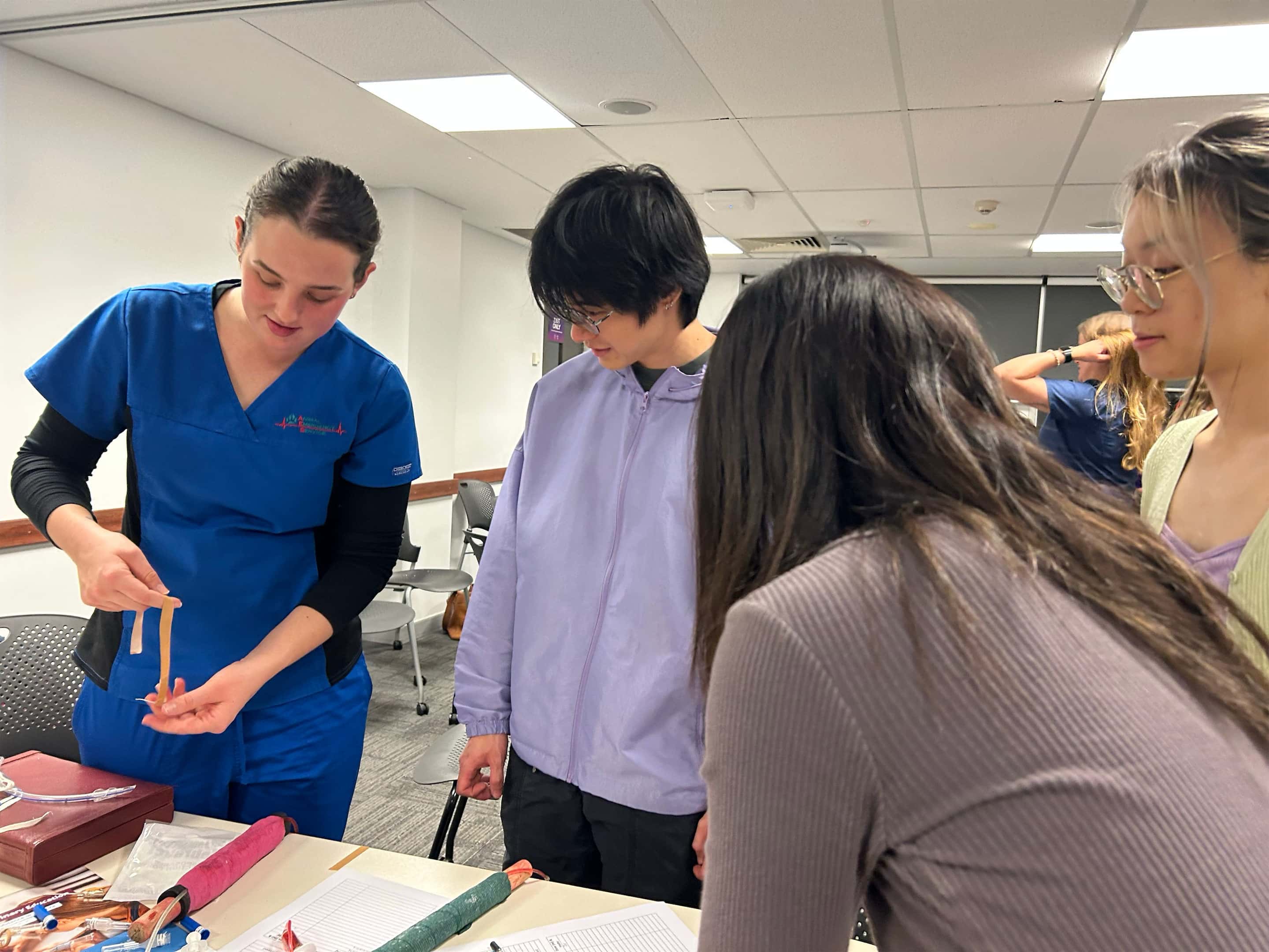 Inspiring the Next Generation of Emergency Vets at UQ Gatton